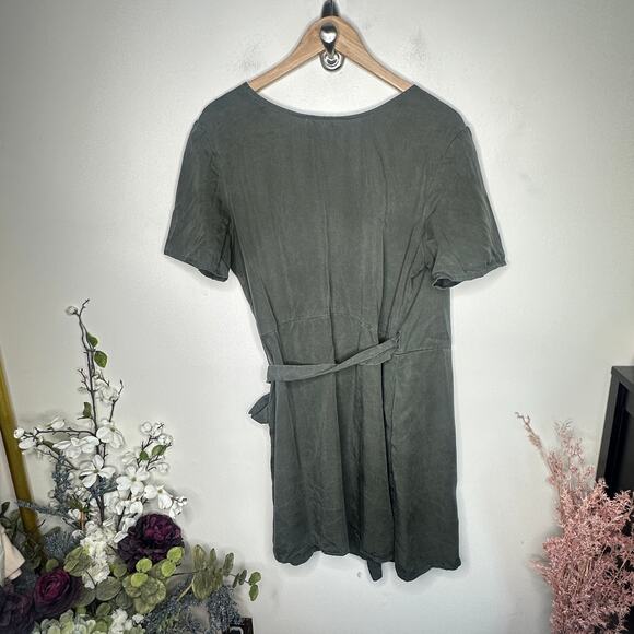 VETTA Capsule The Short Wrap Dress Olive Green Sz L {C28} - Picture 5 of 7